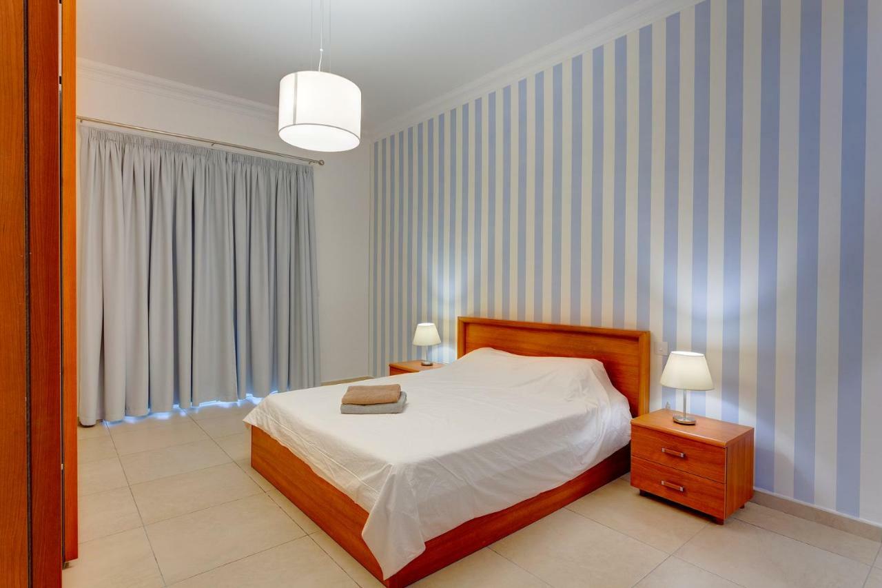 Apartment In Fort Cambridge With Pool Sliema Exterior photo